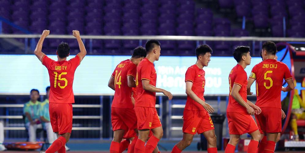 中国足球队最新比赛消息结果