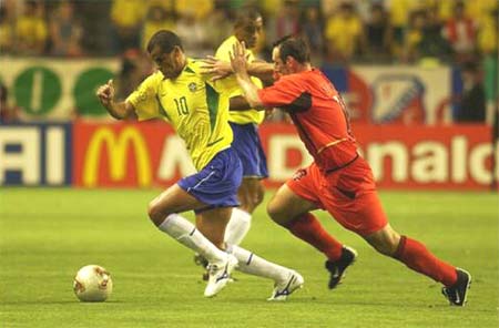 巴西比利时2002